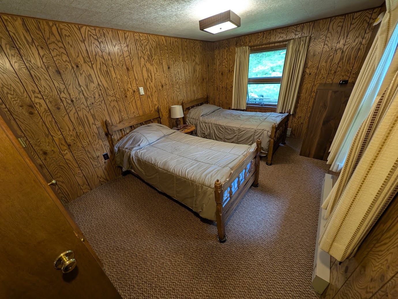 Ponderosa Bedrooms